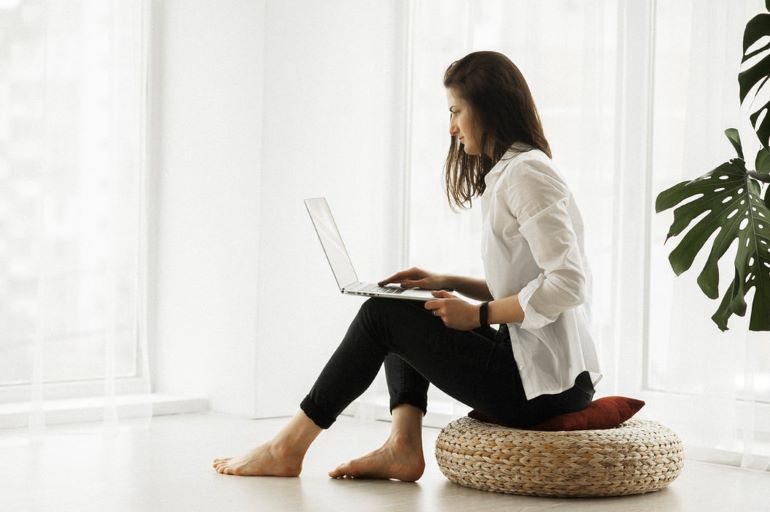 Avoiding back pain when working from home